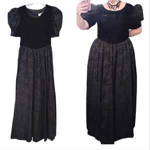 80s Black Velvet Floral Taffeta Puff Sleeve Prom Dress Size 10 *Fits like Medium